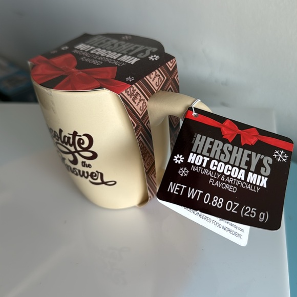 NWT Hershey’s Hot Coco Mix & Mug Gift Set - Picture 4 of 6